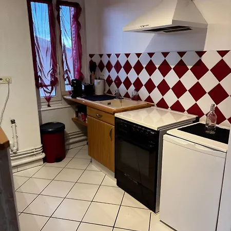 Spacious, 2 3 Beds, Floor&parking *
