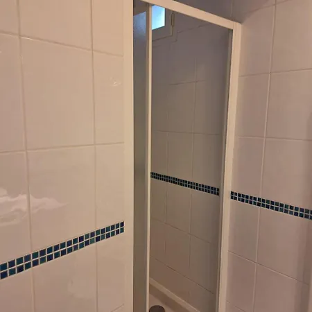 Spacious, 2 3 Beds, Floor&parking