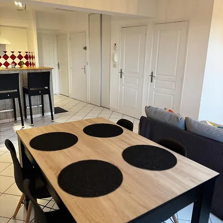 Apartamento Spacious, 2 3 Beds, Floor&parking