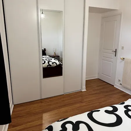 Spacious, 2 3 Beds, Floor&parking Apartamento *